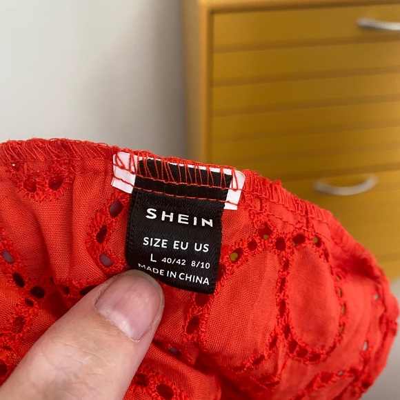 SHEIN Red Lace Strapless Top - Picture 5 of 5